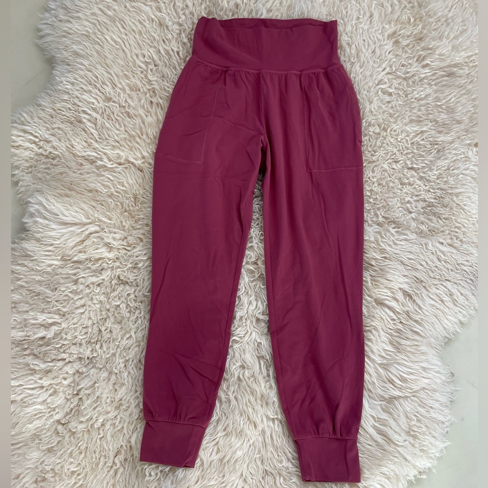 NWOT Athleta Salutation Jogger